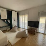Grazioso Vicino Al Di Erba