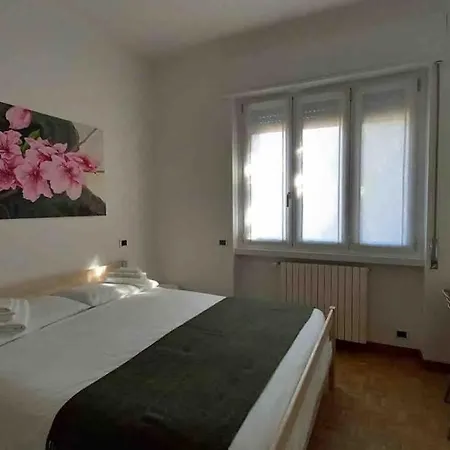 Grazioso Vicino Al Di إيربا