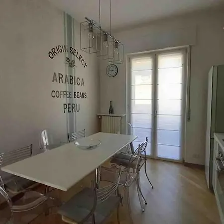 Lägenhet Grazioso Vicino Al Di