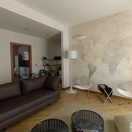 Grazioso Vicino Al Di Apartamento Erba